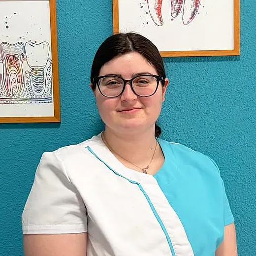 Mercedes Nicolas López (higienista dental)
